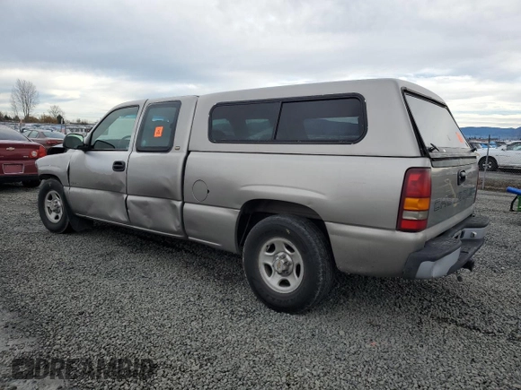 2000 Chevrolet Silverado 1500 LS with VIN 2GCEC19V6Y1189500, listed as a Copart auction lot 85591734 with 236,104 mi miles and Salvage Title. Bid and sale history available at carsss.com. Image 2.