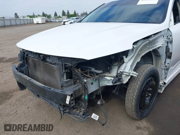 2017 Kia Optima LX with VIN 5XXGT4L38HG139645, listed as a IAAI auction lot 42054556 with 110,589 mi miles and . Bid and sale history available at carsss.com. Image 6.