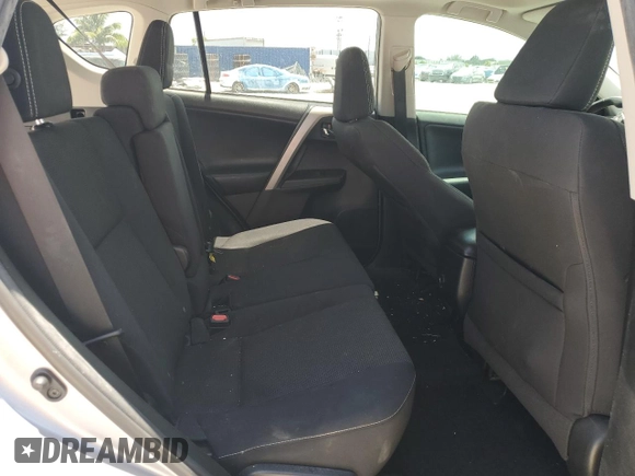 2018 Toyota RAV4 XLE with VIN 2T3WFREV7JW423768, listed as a Copart auction lot 61841875 with 111,991 mi miles and Salvage title. Bid and sale history available at DreamBid. Image 10.