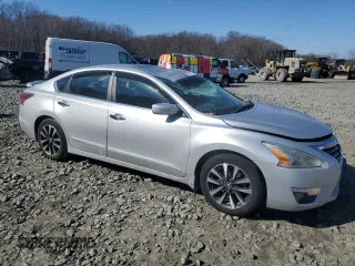 2014 Nissan Altima SV with VIN 1N4AL3APXEC107433, listed as a Copart auction lot 46908995 with 199,808 mi miles and Salvage Title. Bid and sale history available at DreamBid. Image 4.