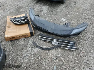 2022 Volkswagen Tiguan SEL R-Line with VIN 3VV4B7AX1NM149958, listed as a Copart auction lot 48055175 with 31,908 mi miles and Salvage Title. Bid and sale history available at carsss.com. Image 12.