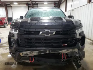 2022 Chevrolet Silverado 1500 LT Trail Boss with VIN 3GCUDFED1NG634831, listed as a Copart auction lot 50581235 with 7,105 mi miles and Salvage Title. Bid and sale history available at DreamBid. Image 5.