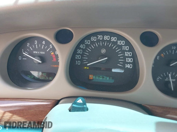 2001 Buick LeSabre Custom with VIN 1G4HP54K314211268, listed as a IAAI auction lot 42179186 with 230,278 mi miles and . Bid and sale history available at carsss.com. Image 7.