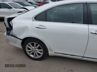 2012 Lexus ES with VIN JTHBK1EG5C2509247, listed as a IAAI auction lot 41808453 with 61,591 mi miles. Bid and sale history available at carsss.com. Image 17.