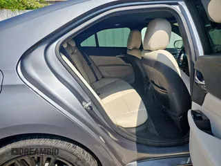 2021 Cadillac CT4 Premium Luxury z VIN 1G6DB5RK6M0147994, wystawiony jako Copart lot #59520245 z przebiegiem 15 866 mil mil oraz Czysty tytuł • Clean title. Historia ofert i sprzedaży dostępna na DreamBid. Obrazek 6.