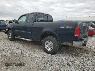 2000 Ford F-150 XL with VIN 1FTRX18L0YNB12593, listed as a Copart auction lot 44256805 with 0 mi miles and Non Repairable. Bid and sale history available at carsss.com. Image 2.