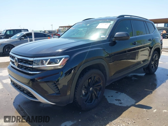 2022 Volkswagen Atlas SE with VIN 1V2HR2CA1NC549980, listed as a IAAI auction lot 42003986 with 53,768 mi miles and . Bid and sale history available at DreamBid. Image 20.