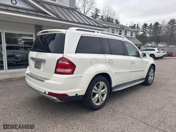 2010 Mercedes-Benz GL-Class GL 350 BlueTEC with VIN 4JGBF2FE7AA551068, listed as a IAAI auction lot 42100752 with 156,433 mi miles. Bid and sale history available at carsss.com. Image 4.