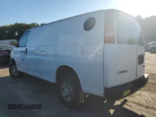 2006 Chevrolet Express Cargo Van with VIN 1GCGG25VX61170461, listed as a Copart auction lot 71041014 with Not Provided miles and Non Repairable. Bid and sale history available at carsss.com. Image 2.