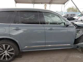 2023 Volvo XC90 Plus z VIN YV4062PN8P1989176, wystawiony jako IAAI lot #41957832 z przebiegiem 27 838 mil mil oraz . Historia ofert i sprzedaży dostępna na DreamBid. Obrazek 13.