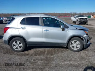 2020 Chevrolet Trax LT with VIN KL7CJLSB0LB029045, listed as a IAAI auction lot 41825272 with 59,149 mi miles and . Bid and sale history available at DreamBid. Image 13.