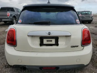 2015 MINI Hardtop with VIN WMWXM5C58F3A57125, listed as a Copart auction lot 43694195 with 78,875 mi miles and Salvage Title. Bid and sale history available at DreamBid. Image 6.