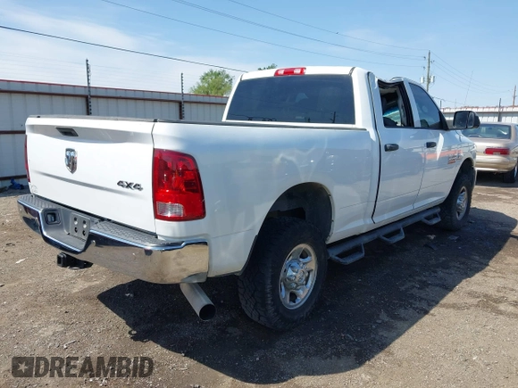 2013 Ram 2500 Tradesman z VIN 3C6UR5CL4DG529793, wystawiony jako IAAI lot #42029361 z przebiegiem 205 066 mil mil oraz . Historia ofert i sprzedaży dostępna na DreamBid. Obrazek 4.