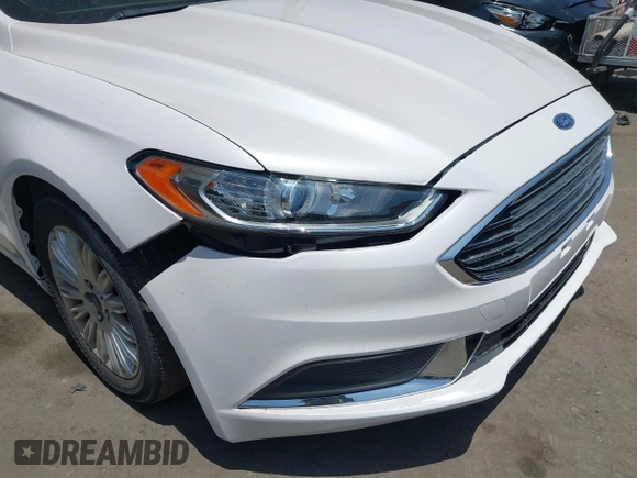 2020 Ford Fusion SE with VIN 3FA6P0LU9LR227928, listed as a IAAI auction lot 42445186 with 59,431 mi miles and . Bid and sale history available at DreamBid. Image 6.
