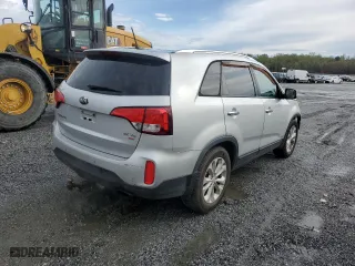 2014 Kia Sorento EX with VIN 5XYKUDA72EG540029, listed as a Copart auction lot 51472205 with 207,419 mi miles and Clean Title. Bid and sale history available at carsss.com. Image 3.