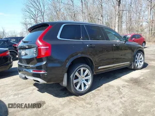 2016 Volvo XC90 T6 Inscription with VIN YV4A22PL1G1081831, listed as a IAAI auction lot 41808463 with 92,718 mi miles. Bid and sale history available at carsss.com. Image 4.