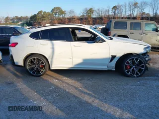 2022 BMW X4 M with VIN 5YM23EC00N9L88771, listed as a IAAI auction lot 41362198 with 29,949 mi miles. Bid and sale history available at carsss.com. Image 14.