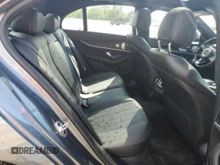 2018 Mercedes-Benz E 300 with VIN WDDZF4KB6JA476931, listed as a Copart auction lot 52762225 with 60,897 mi miles and Salvage Title. Bid and sale history available at DreamBid. Image 10.
