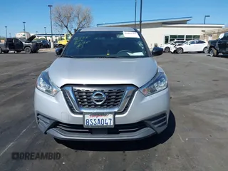 2020 Nissan Kicks S с VIN 3N1CP5BV5LL518629, выставлен на аукционе IAAI как лот 42003304 с пробегом 64 780 миль миль и . История ставок и продаж доступна на DreamBid. Изображение 13.