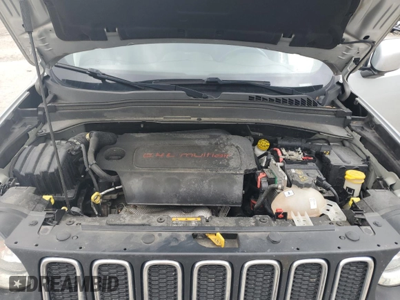2018 Jeep Renegade Latitude with VIN ZACCJABB5JPH11414, listed as a Copart auction lot 57204235 with 73,097 mi miles and Salvage title. Bid and sale history available at DreamBid. Image 11.