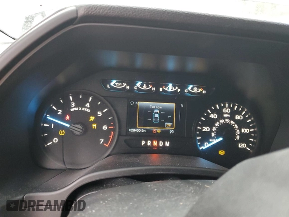 2019 Ford F-150 XL with VIN 1FTEX1CP9KKC18168, listed as a Copart auction lot 43907045 with 28,450 mi miles and Salvage title. Bid and sale history available at DreamBid. Image 9.