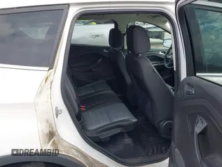 2015 Ford Escape SE with VIN 1FMCU9G91FUB27234, listed as a IAAI auction lot 42157947 with 210,034 mi miles. Bid and sale history available at carsss.com. Image 8.
