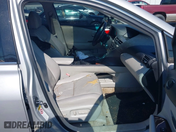 2010 Lexus RX 350 z VIN 2T2ZK1BA6AC004862, wystawiony jako IAAI lot #42876405 z przebiegiem Nie podano mil oraz . Historia ofert i sprzedaży dostępna na DreamBid. Obrazek 5.