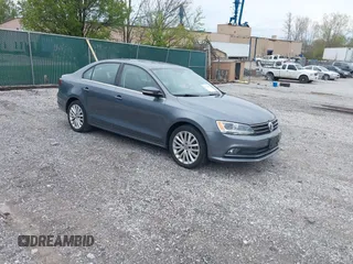 2016 Volkswagen Jetta Sedan 1.8T SEL with VIN 3VWL17AJ0GM213058, listed as a IAAI auction lot 41984066 with 67,014 mi miles. Bid and sale history available at carsss.com. Image 1.