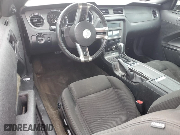 2014 Ford Mustang V6 с VIN 1ZVBP8AM5E5244674, выставлен на аукционе Copart как лот 60330545 с пробегом 148 337 миль миль и Списание • Salvage title. История ставок и продаж доступна на DreamBid. Изображение 8.