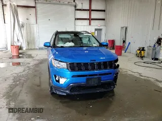 2020 Jeep Compass Altitude z VIN 3C4NJDBBXLT256470, wystawiony jako Copart lot #88228415 z przebiegiem 48 480 mil mil oraz Szkoda całkowita • Salvage title. Historia ofert i sprzedaży dostępna na DreamBid. Obrazek 15.