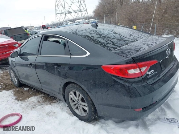 2016 Hyundai Sonata 2.4L SE with VIN 5NPE24AF2GH352195, listed as a IAAI auction lot 41349145 with 95,374 mi miles. Bid and sale history available at carsss.com. Image 3.