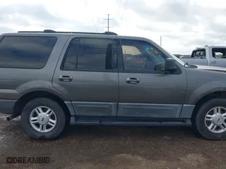 2004 Ford Expedition Special Service with VIN 1FMRU15W44LB49378, listed as a IAAI auction lot 42025232 with 197,811 mi miles. Bid and sale history available at carsss.com. Image 14.
