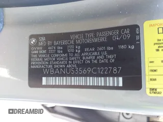 2009 BMW 5 Series 528i with VIN WBANU53569C122787, listed as a IAAI auction lot 41286237 with Not Provided miles and . Bid and sale history available at carsss.com. Image 9.