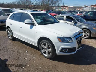 2012 Audi Q5 3.2L Premium Plus with VIN WA1DKAFP0CA012776, listed as a IAAI auction lot 41659580 with 273,447 mi miles. Bid and sale history available at carsss.com. Image 1.