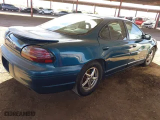 2003 Pontiac Grand Prix GT with VIN 1G2WP52K13F152876, listed as a IAAI auction lot 41426333 with 258,237 mi miles. Bid and sale history available at carsss.com. Image 4.