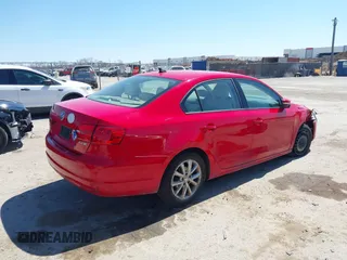 2012 Volkswagen Jetta Sedan SE w/Convenience PZEV with VIN 3VWDP7AJ8CM414073, listed as a IAAI auction lot 41838694 with 172,644 mi miles. Bid and sale history available at carsss.com. Image 4.