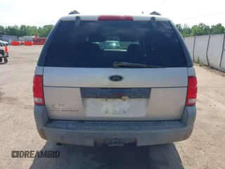 2003 Ford Explorer XLS z VIN 1FMZU62K83UB62366, wystawiony jako IAAI lot #42177950 z przebiegiem 288 243 mil mil oraz . Historia ofert i sprzedaży dostępna na DreamBid. Obrazek 6.