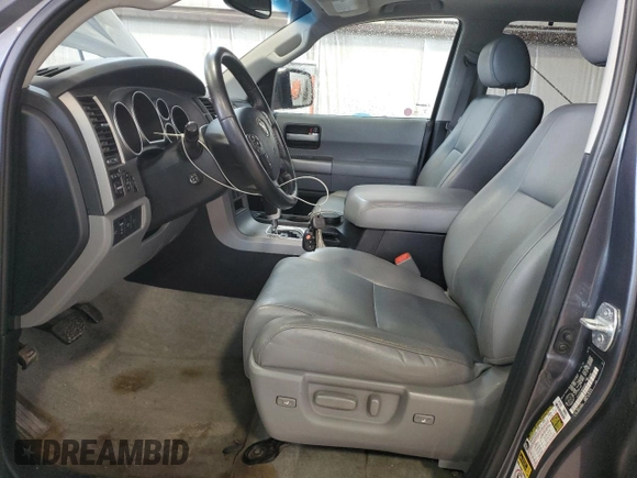 2011 Toyota Sequoia Limited with VIN 5TDJY5G18BS043025, listed as a Copart auction lot 86732534 with 199,813 mi miles and Salvage Title. Bid and sale history available at carsss.com. Image 7.