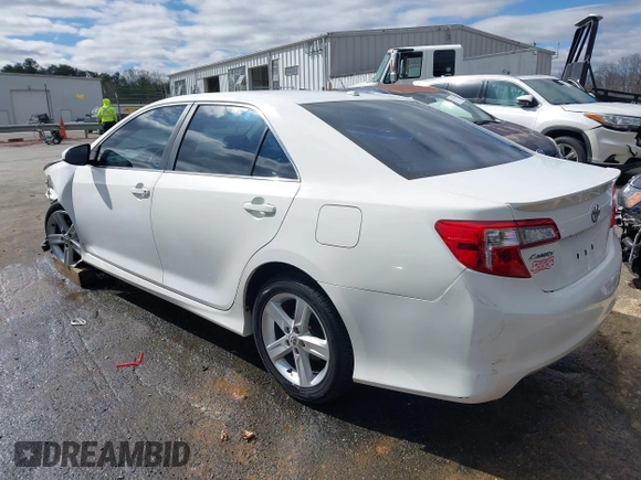 2012 Toyota Camry SE with VIN 4T1BK1FKXCU511032, listed as a IAAI auction lot 41715825 with 202,674 mi miles. Bid and sale history available at carsss.com. Image 3.