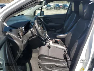 2021 Chevrolet Trax LT z VIN KL7CJPSM5MB372394, wystawiony jako Copart lot #51828485 z przebiegiem 64 557 mil mil oraz Szkoda całkowita • Salvage title. Historia ofert i sprzedaży dostępna na DreamBid. Obrazek 7.