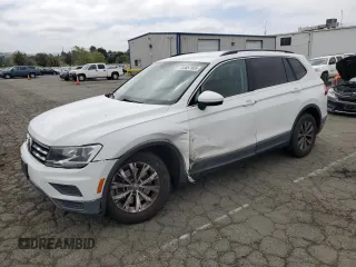 2018 Volkswagen Tiguan SEL with VIN 3VV3B7AXXJM216160, listed as a Copart auction lot 53657955 with 62,327 mi miles and Salvage title. Bid and sale history available at DreamBid. Image 1.