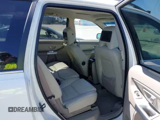 2006 Volvo XC90 2.5L Turbo with VIN YV4CZ592761264675, listed as a IAAI auction lot 41955213 with 123,348 mi miles. Bid and sale history available at carsss.com. Image 8.