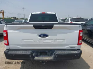 2022 Ford F-150 XL z VIN 1FTMF1CP0NKE04426, wystawiony jako IAAI lot #42320395 z przebiegiem 61 887 mil mil oraz . Historia ofert i sprzedaży dostępna na DreamBid. Obrazek 16.