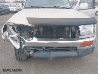 1997 Toyota 4Runner Limited with VIN JT3GN87R2V0024833, listed as a IAAI auction lot 41881359 with 179,115 mi miles. Bid and sale history available at carsss.com. Image 12.