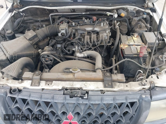 2000 Mitsubishi Montero LS z VIN JA4LS31H0YP021389, wystawiony jako IAAI lot #41443537 z przebiegiem 253 565 mil mil oraz . Historia ofert i sprzedaży dostępna na DreamBid. Obrazek 10.