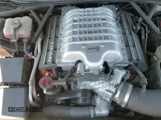 2017 Dodge Challenger SRT Hellcat с VIN 2C3CDZC93HH572448, выставлен на аукционе Copart как лот 67318445 с пробегом 39 685 миль миль и Списание • Salvage title. История ставок и продаж доступна на DreamBid. Изображение 13.