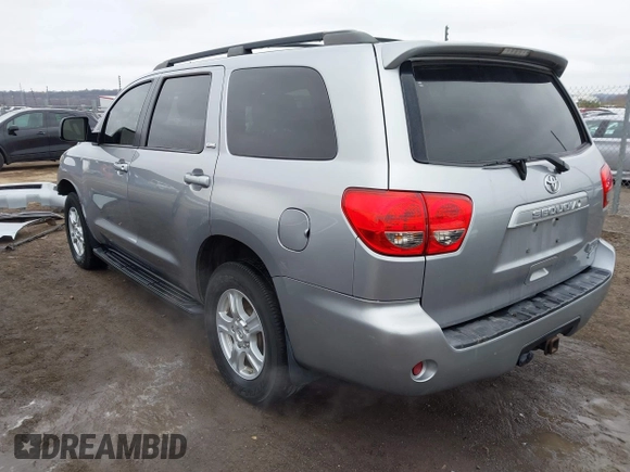 2013 Toyota Sequoia SR5 with VIN 5TDBW5G1XDS078226, listed as a IAAI auction lot 41553787 with 190,632 mi miles. Bid and sale history available at carsss.com. Image 3.