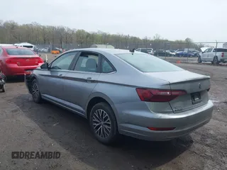 2021 Volkswagen Jetta S z VIN 3VWC57BUXMM048600, wystawiony jako IAAI lot #41956222 z przebiegiem 59 870 mil mil oraz . Historia ofert i sprzedaży dostępna na DreamBid. Obrazek 3.