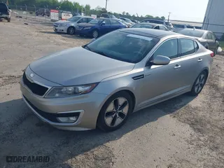 2013 Kia Optima Hybrid EX with VIN KNAGM4ADXD5059185, listed as a IAAI auction lot 42046712 with 204,884 mi miles. Bid and sale history available at carsss.com. Image 2.