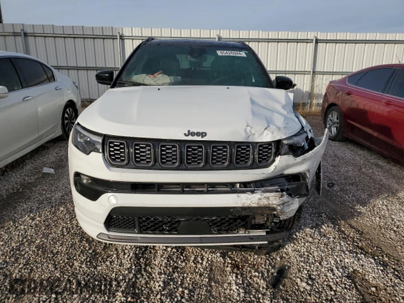 2024 Jeep Compass Limited with VIN 3C4NJDCN7RT106057, listed as a Copart auction lot 85426944 with 12,439 mi miles and Salvage Title. Bid and sale history available at carsss.com. Image 5.